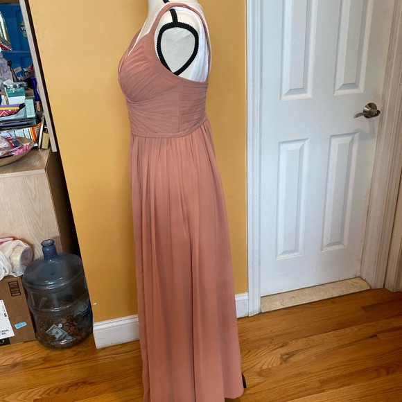 Azazie -Chanel sized small hemmed for a 5 foot 2 person color, champagne rose - Picture 2 of 3